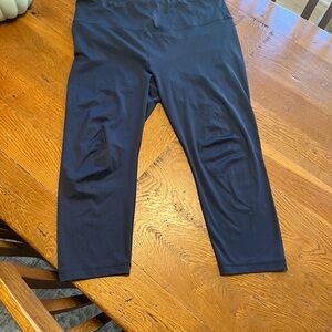 Yogalicious Lux navy Leggings, size XXXL
Super soft, Smokefree home.